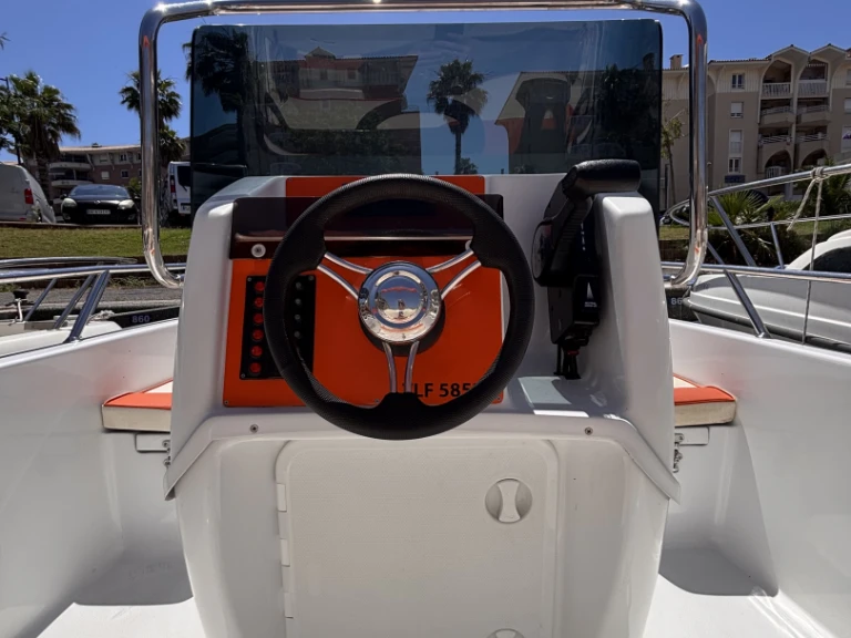 Location à Port Fréjus - Sans Permis Marino 500 sur SamBoat