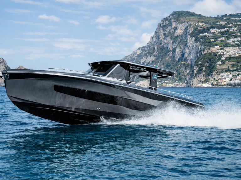 Yacht à louer à Castellammare di Stabia au meilleur prix