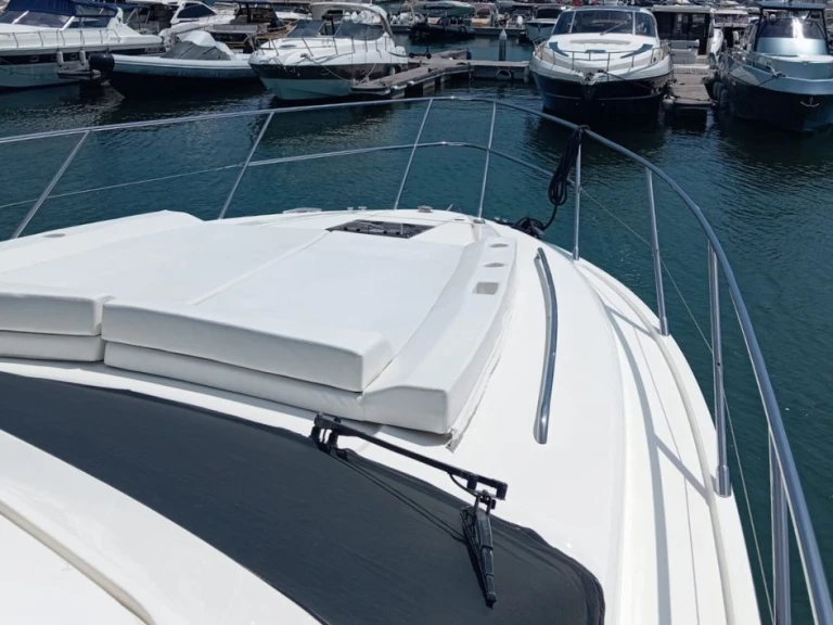 Bateau à moteur à louer à Castellammare di Stabia au meilleur prix