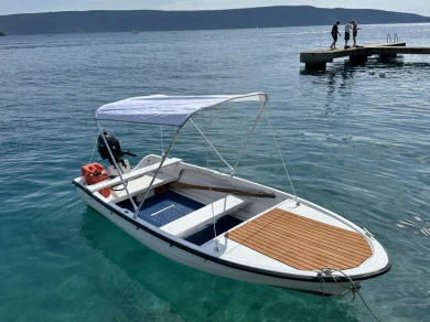 Elan Elan 401 charter bareboat or captained in  Cres