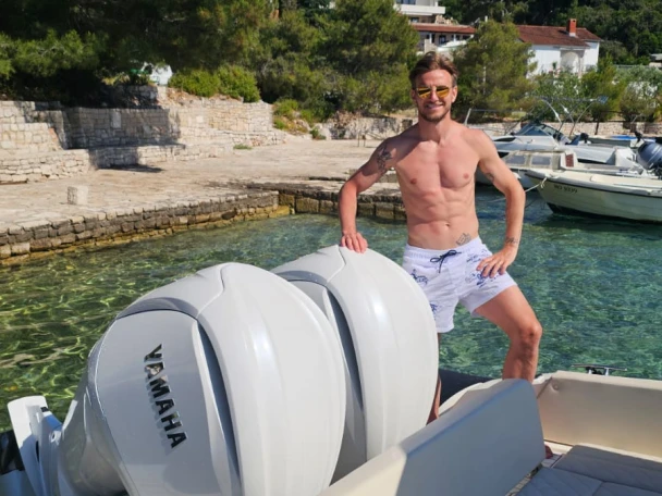 Louer Semi-rigide avec ou sans skipper Nuova Jolly à Marina Zenta