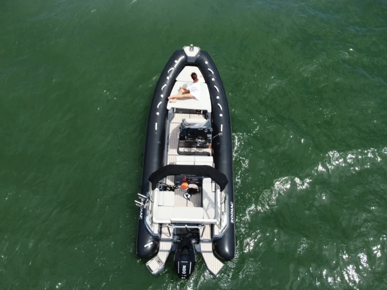 Louer Semi-rigide avec ou sans skipper Zodiac à Arcachon