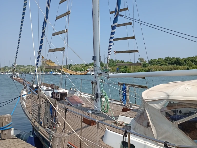 Location Voilier à Ponza - Schooner Staysail