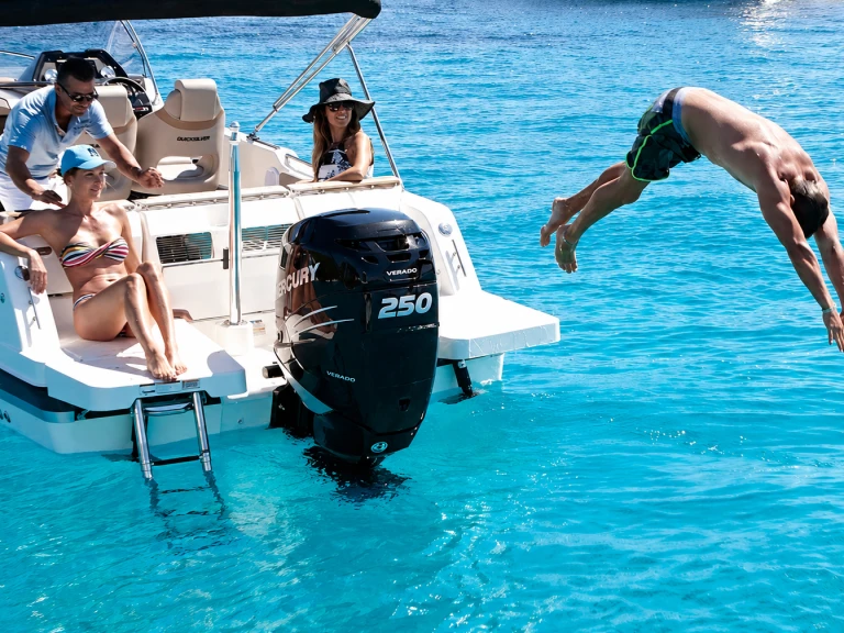 Location bateau Quicksilver Activ 755 Sundeck à Port de Port Mahon sur Samboat