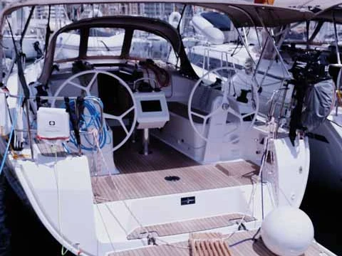 Location à Gouviá - Bavaria Cruiser 37 sur SamBoat