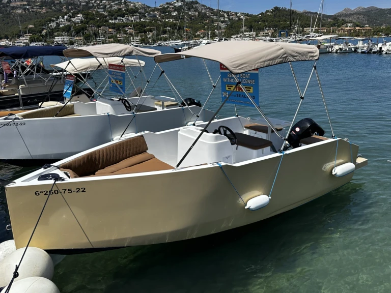 Bateau à moteur à louer à Port d'Andratx au meilleur prix