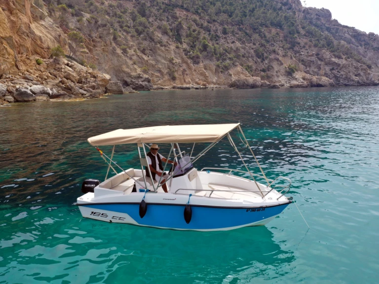 Location Bateau à moteur Compass avec permis