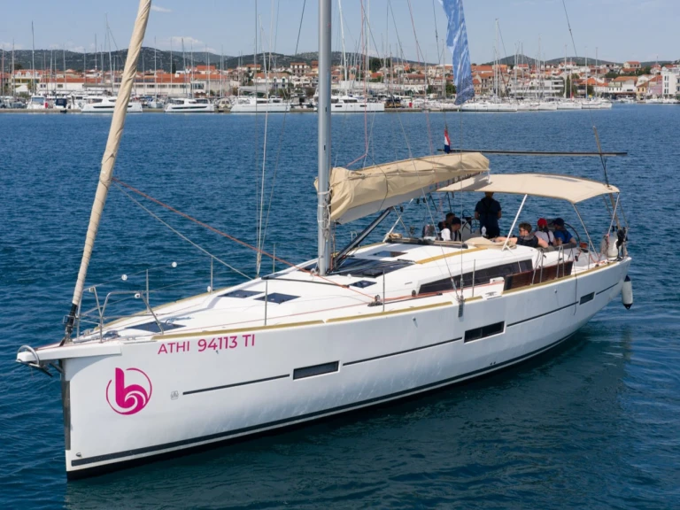 Location bateau Pirovac pas cher Dufour 460 Grand Large