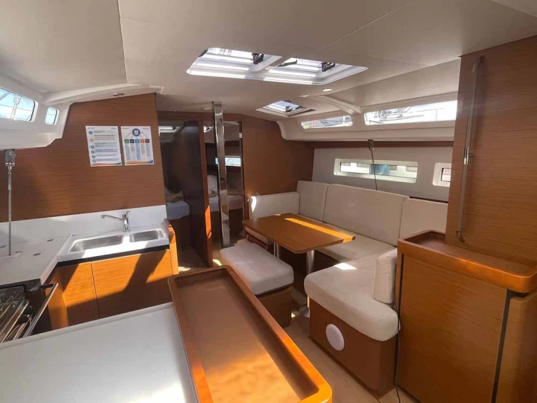 Louez un Jeanneau Sun Odyssey 440 à Palma de Majorque