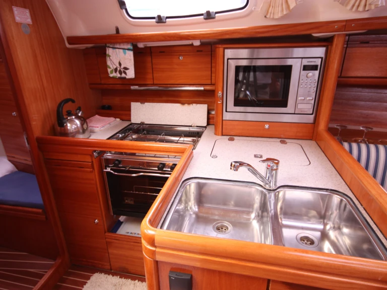 Bavaria Cruiser 34 a louer à Mai Khao