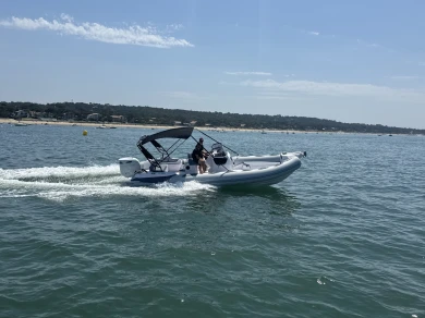 Bareboat Rental RIB Ranieri with a boat licence