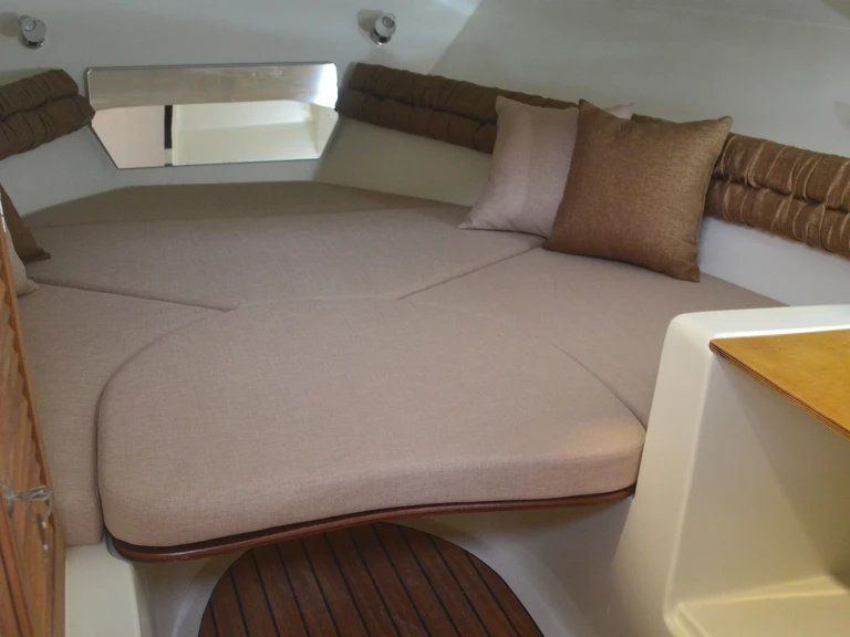 Location bateau Pula pas cher Mingolla Brava 22WA