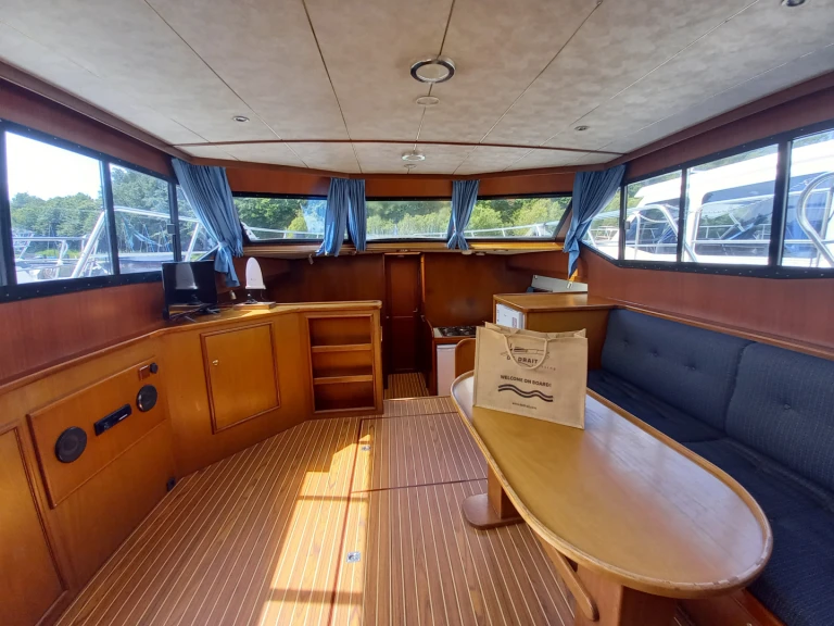 Louer Bateau à moteur avec ou sans skipper De Drait à Drachten