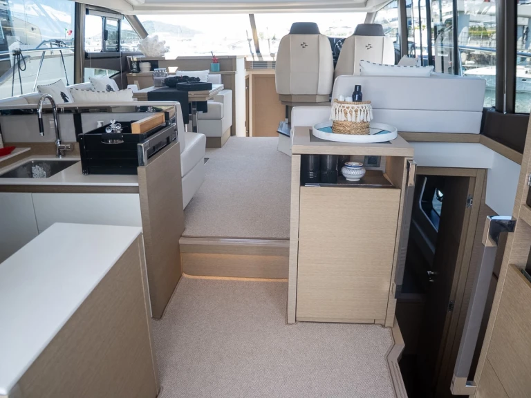 Louez un Prestige Prestige 520 S à Pouzoles
