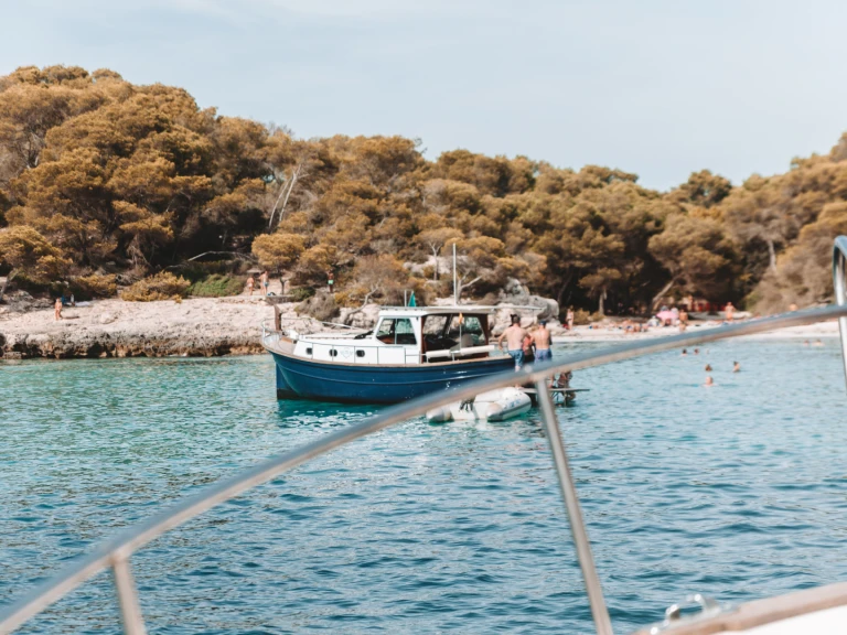 Location Bateau à moteur Menorquin avec permis