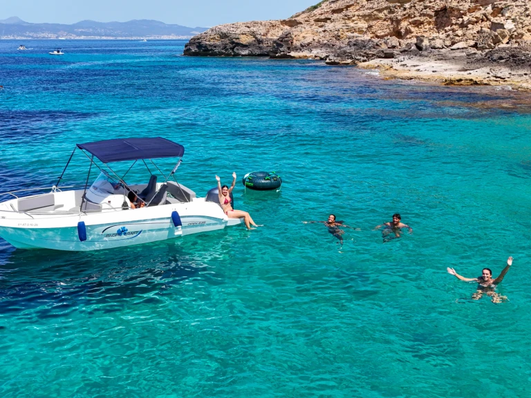 Location bateau Club Náutico can Pastilla pas cher Pacific Craft 625 Open