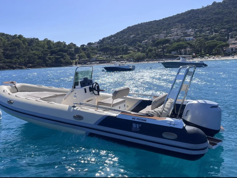 Location à Le Lavandou - Tiger 620 pro Line  sur SamBoat