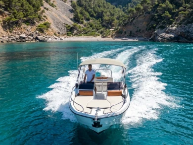 Bénéteau Flyer 6.6 in Espagne on SamBoat