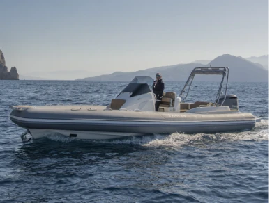 Bareboat Rental Motorboat BREVA with a boat licence
