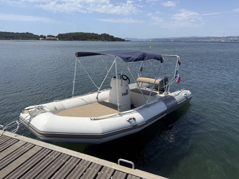 Location à Le Brusc - Zodiac Medline 500 sur SamBoat
