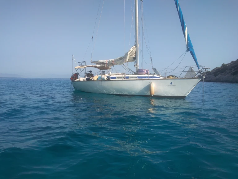 Location bateau Athènes pas cher Apollo 12