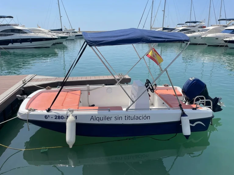 Location à Club Nàutic Cambrils - Bond Yachts 13 sur SamBoat