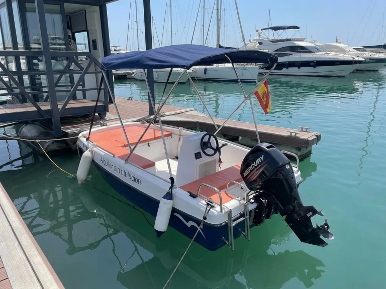 Louez un Bond Yachts 13 à Club Nàutic Cambrils