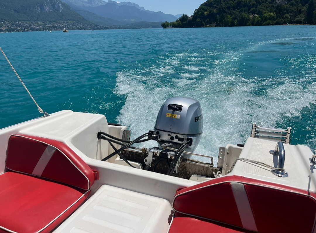 Location bateau Annecy pas cher PERMIS