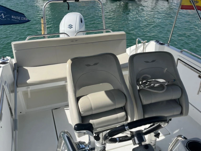 Location bateau Marina deportiva de Menorca pas cher Flyer 7 SUNdeck