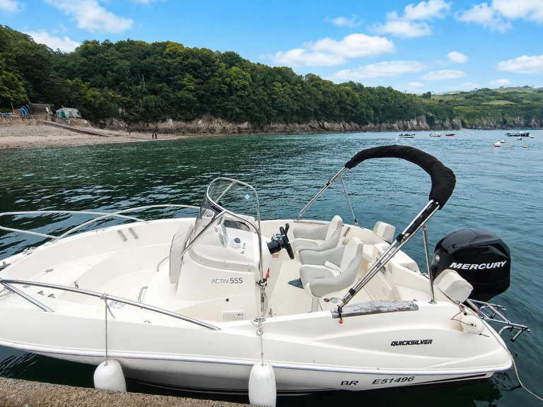 Louez un Quicksilver Activ 555 Open à Brest