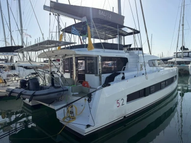 Bali Bali 5.2 de alquiler a Álimos