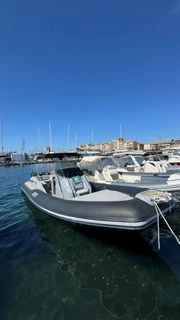 Semi-rigide à louer à Hyères au meilleur prix