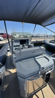 Joker Boat Clubman 30 a louer à Hyères