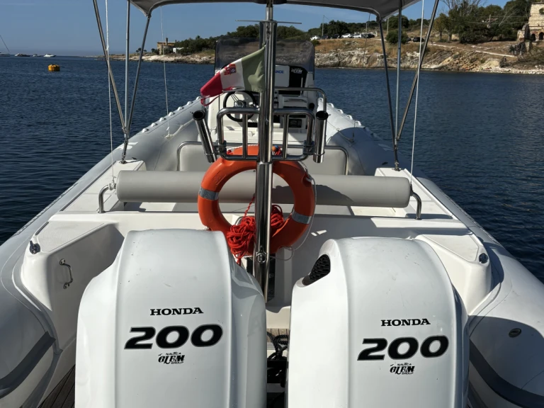 Location à Brucoli - Joker Boat Clubman 30 sur SamBoat