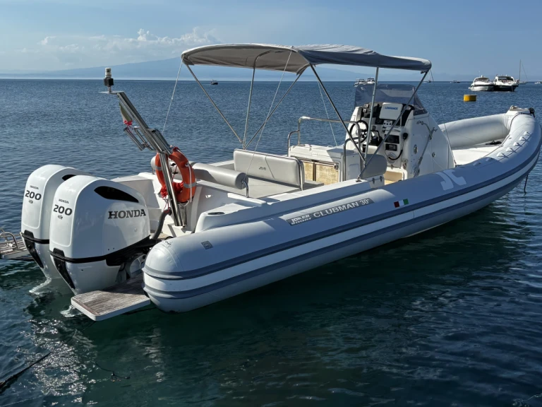 Location bateau Brucoli pas cher Clubman 30