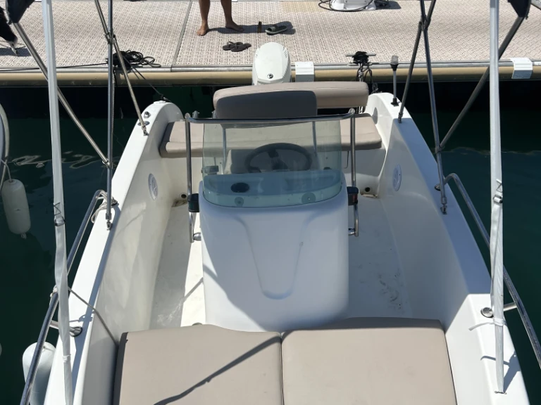 Location bateau Antibes pas cher Aquamar 17