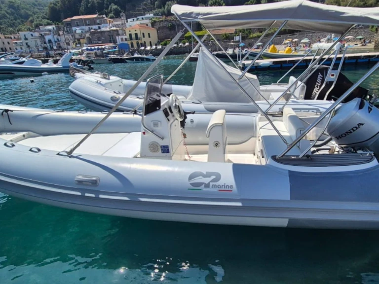 Louer Semi-rigide avec ou sans skipper op marine à Sorrento