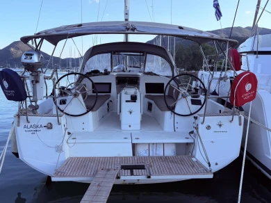 Sailboat rental in Nidri - Jeanneau Sun Odyssey 410