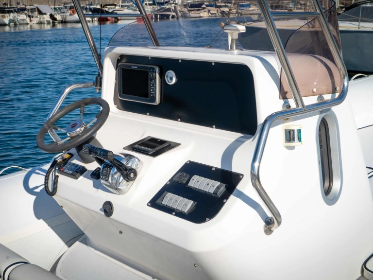Location bateau Sacs X File 33 à La Marina de Valencia sur Samboat