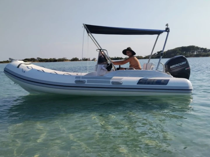 Location bateau Porto Cesareo pas cher Sacs S 490