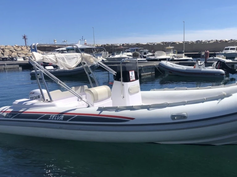 Location bateau  Selva 570 à Giardini-Naxos sur Samboat