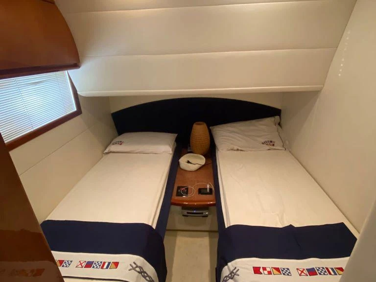 Bateau à moteur à louer à Castellammare di Stabia au meilleur prix