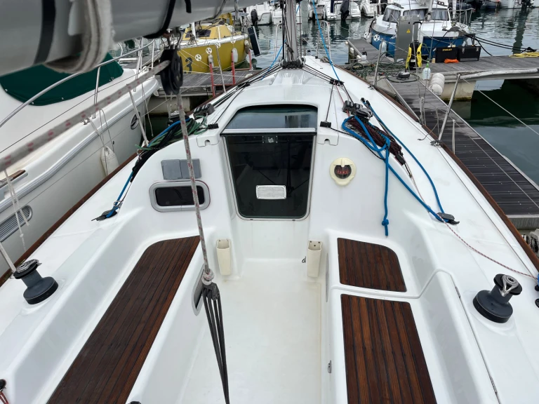 Location bateau Les Sables-d'Olonne pas cher First 27.7