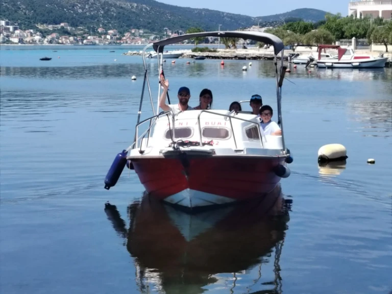 Louez un Adria 500 à Poljica