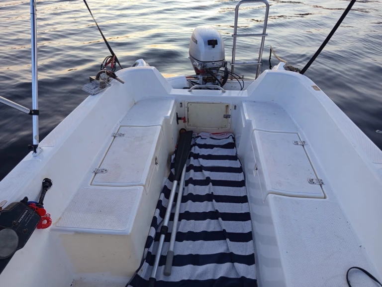 Louer Bateau à moteur avec ou sans skipper Adria à Poljica