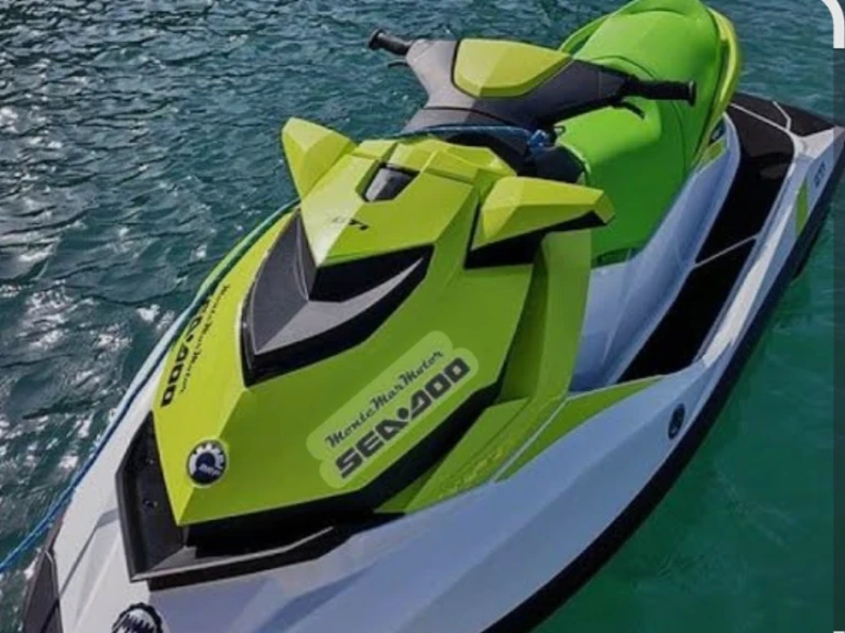 Louez un Sea-Doo GTI à Canet-en-Roussillon