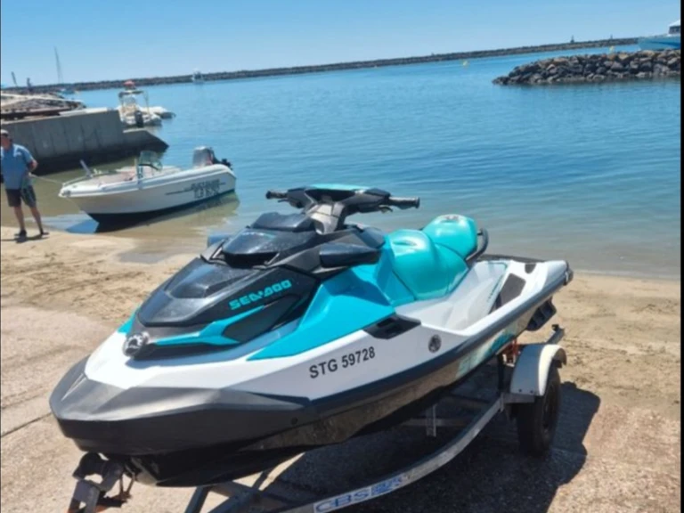 Location bateau Sea-Doo GTI à Canet-en-Roussillon sur Samboat