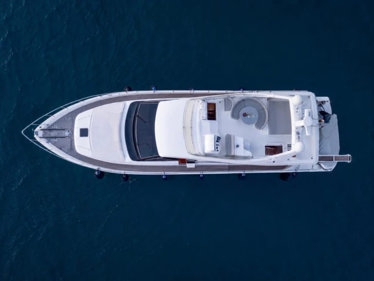 Location bateau Ferretti Ferretti 680 à Castellammare di Stabia sur Samboat