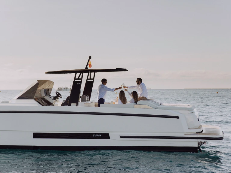 Location Bateau à moteur à Dénia - DEANTONIO YACHTS D36