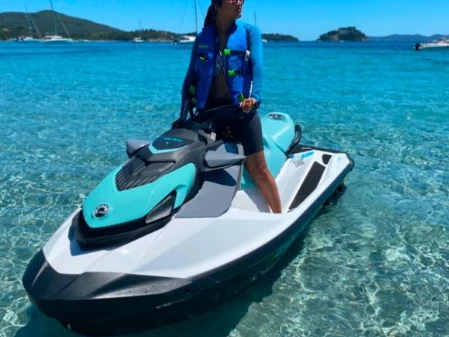 Jet ski à louer à Bormes-les-Mimosas au meilleur prix